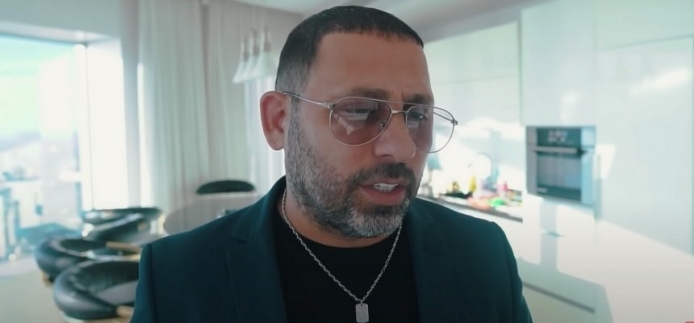 אשר בן עוז.	צילום מסך.