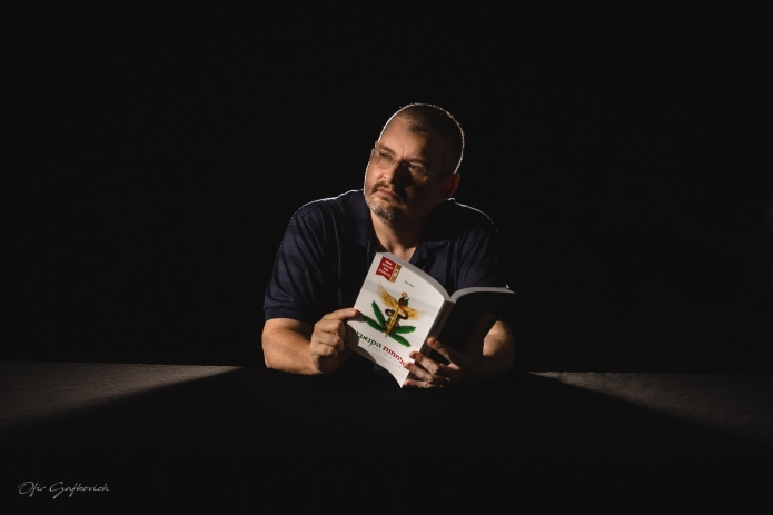 תום וגנר, מחבר רב המכר "מלחמות הקנאביס". צילום: אופיר גפקוביץ