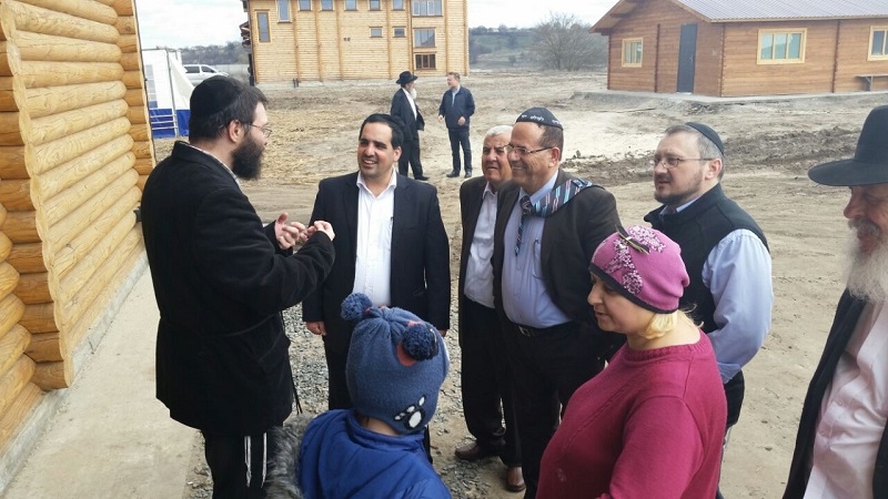 כפר לפליטים יהודים באוקראינה