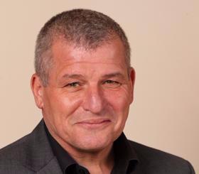 רוזנטל: אני מאמין לברנע, אבל גם הוא יודע מה קורה במערכת העיתון- רשימות שחורות, סיקור אוהד לפוליטיקאים ששירתו את האינטרס הכלכלי של המשפחה