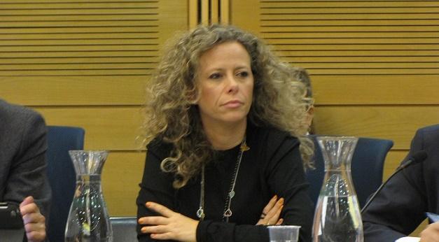 איילת נחמיאס ורבין - ממזערת את נזקי השמש 