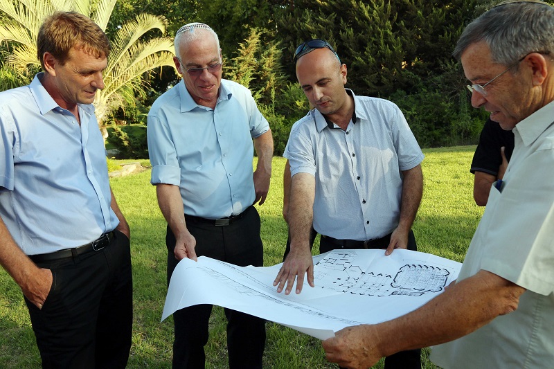 השר אריאל בדרום. (צילום: ששון תירם)