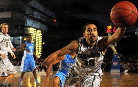 איגוד הכדורסל שבר שיא - התקציב ל- 2017: 57 מליון ש"ח איגוד הכדורסל מציג מאזנים חיוביים ואת שנת 2016 סיים בעודף תפעולי. צילום: אילוסטרציה