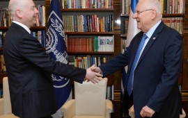 הנשיא ריבלין נפגש היום עם השליח המיוחד ג'ייסון דב גרינבלאט צילום: מארק ניימן/לע