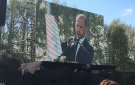 השר בנט: "יש המכחישים שהשואה קרתה. אחרים ממזערים או מגמדים אותה" שר החינוך בנט בנאומו בפולין