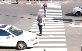 למעלה ממחצית מהולכי הרגל שנפגעו בתאונות דרכים בשנת 2016 חצו את הכביש במעבר חציה בשנת 2016 נפגעו בתאונות דרכים 1,887 הולכי רגל בעת שחצו את הכביש במעבר חציה