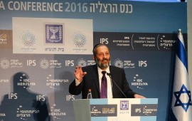 צו בג"צ מונע מהשר דרעי להדיח את ראש מועצת נאות חובב השר אריה דרעי. צילום: עד כהן צדק