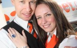 דומים לנסיך וויליאם וארוסתו קייט? טוסו חינם לחתונה שלהם