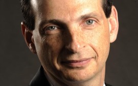 פרחי אביב מנצח חררדו אלדשטיין. יחצ.